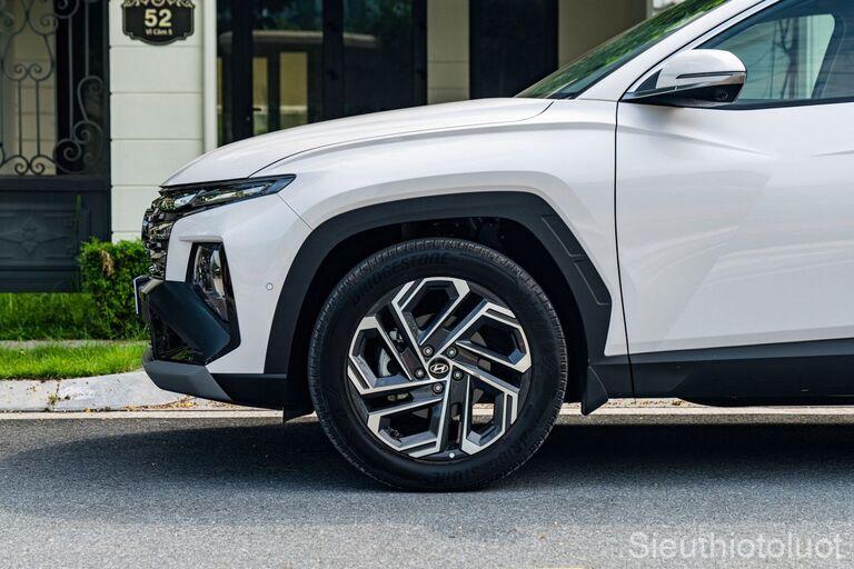 Giá Xe Hyundai Tucson 2025.