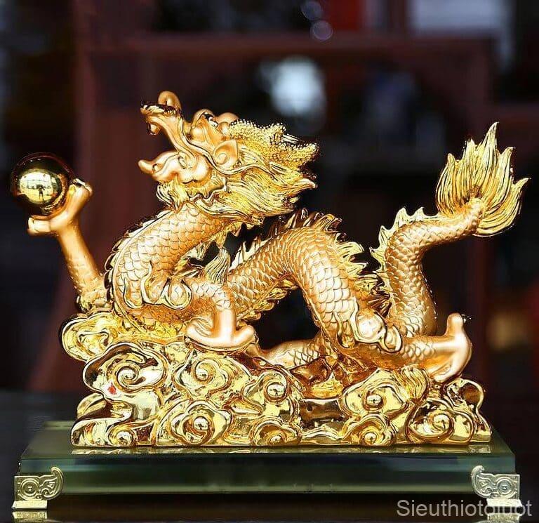 Các tượng phong thủy có giá trị cao được nhiều khách hàng yêu thích.