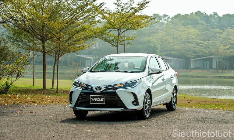 Toyota có nhiều dòng xe, nổi tiếng với độ bền bỉ và mức giá phải chăng.