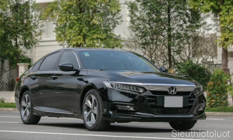 Các dòng xe sedan hạng D.